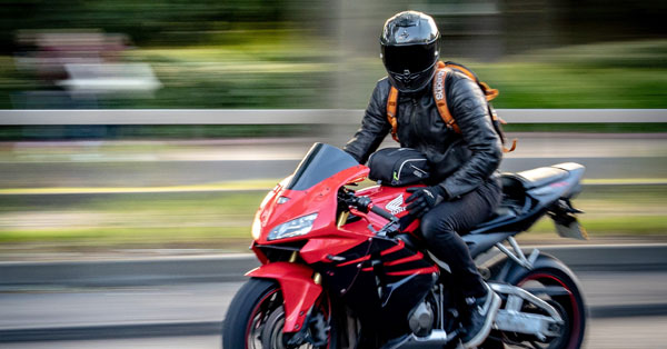 Quel casque a moins de bruit de vent ?