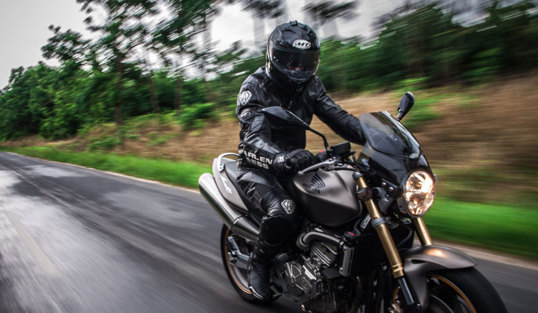 Comment savoir si un casque moto est bon ?